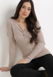 Beżowy Sweter Ampippe. Brązowe swetry klasyczne damskie Born2be, z dzianiny, bez kołnierzyka. Za 39.99 zł.