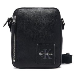 Saszetka Calvin Klein. Czarne saszetki męskie CALVIN KLEIN. Za 369.99 zł.