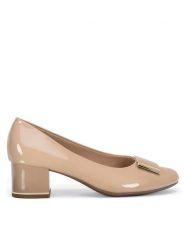 Clara Barson Czółenka WYL4024-1 Beżowy. Brązowe czółenka damskie Clara Barson, bez wzorów, ze skóry, bez obcasa. Za 119.99 zł.