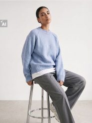 Sweter z półgolfem z domieszką wełny - niebieski. Niebieskie swetry klasyczne damskie Sinsay, l, z wełny, bez kołnierzyka. Za 59.99 zł.