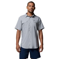 Koszula sportowa męska Utilizer II Solid Short Sleeve Shirt. Szare koszule męskie Columbia, m, bez wzorów, z materiału, bez kołnierzyka, bez ramiączek. Za 199.99 zł.