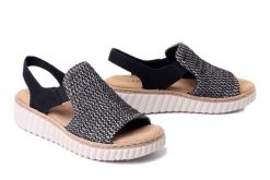 RIEKER 69276-00 black, sandały damskie. Czarne sandały damskie Rieker, bez wzorów, bez obcasa. Za 299.90 zł.