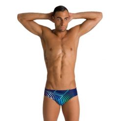 Kąpielówki slipy męskie na basen Arena Optical Waves Brief. Czarne kąpielówki męskie Arena, m, bez wzorów, do pływania. Za 49.99 zł.