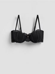 Biustonosz balkonetka z koronką - czarny. Czarne biustonosze Reserved, bez wzorów, z dzianiny. Za 69.99 zł.