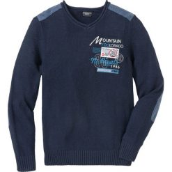 Sweter z dekoltem w serek, z haftem, z bawełny z recyclingu bonprix ciemnoniebieski. Niebieskie swetry męskie bonprix, m, bez wzorów, z bawełny, bez kołnierzyka. Za 49.99 zł.