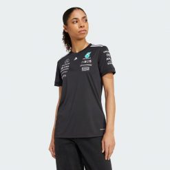 Koszulka Mercedes - Amg Petronas Formula One Team Driver. Białe t-shirty damskie Adidas, l, bez wzorów, z materiału, bez kołnierzyka. Za 369.00 zł.