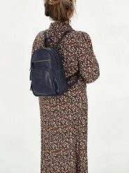 Beagles Plecak "Ferro" w kolorze granatowym - 25 x 30 x 9 cm rozmiar: onesize. Niebieskie plecaki damskie Beagles, bez wzorów, z materiału. Za 169.67 zł.