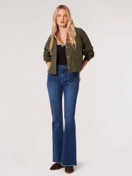 Apricot Bluzka w kolorze khaki rozmiar: XL. Brązowe bluzki damskie Apricot, xl, bez wzorów, bez kołnierzyka, bez ramiączek. Za 74.63 zł.
