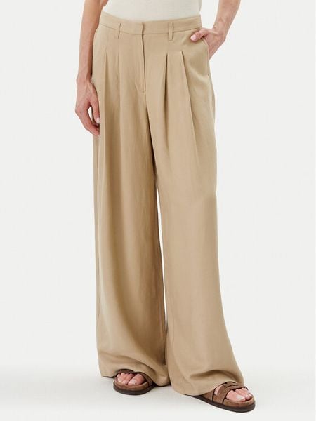 Herskind Spodnie materiałowe 5503840 Beżowy Regular Fit. Brązowe spodnie materiałowe damskie Herskind, bez wzorów, z materiału. Za 839.99 zł.