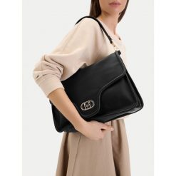 Torebka MEXX. Czarne torebki klasyczne damskie Mexx, bez wzorów, bez dodatków. Za 269.99 zł.