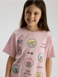 T-shirt Pusheen - pastelowy róż. Czerwone koszulki dziewczęce Reserved, bez wzorów, z bawełny, bez ramiączek. Za 45.99 zł.