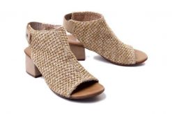 RIEKER 64670-60 beige, sandały damskie. Brązowe sandały damskie Rieker, bez wzorów, bez obcasa, na obcasie. Za 239.92 zł.