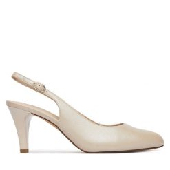 Czółenka Caprice. Białe czółenka damskie Caprice, bez wzorów, bez obcasa. Za 329.99 zł.