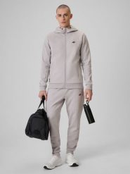 4F Spodnie dresowe joggery męskie - szare XL. Szare spodnie dresowe męskie 4f, bez wzorów, z dresówki. Za 189.99 zł.