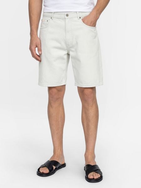 Calvin Klein Jeans spodnie garniturowe dżinsowe bermudy Mężczyźni Bawełna biały, 34. Białe szorty męskie Calvin Klein Jeans, na lato, z aplikacjami, z bawełny, klasyczne. Za 329.95 zł.