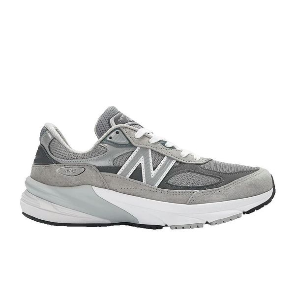 Buty New Balance 990 damskie szare. Białe obuwie do biegania damskie New Balance. W wyprzedaży za 968.70 zł.