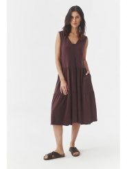 TATUUM Sukienka w kolorze ciemnobrązowym rozmiar: M. Brązowe sukienki damskie Tatuum, m, bez wzorów, bez kołnierzyka, bez ramiączek, midi, rozkloszowane. Za 118.01 zł.