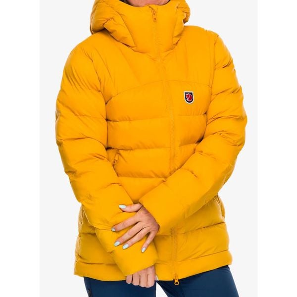 Kurtka ocieplana damska Fjallraven Expedition Mid Winter Jacket. Żółte kurtki damskie Fjällräven, bez wzorów, bez kaptura. W wyprzedaży za 1,654.90 zł.