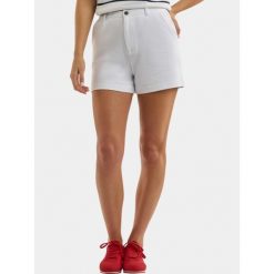 Szorty damskie Nautica Kora. Białe szorty damskie Nautica, bez wzorów. Za 249.00 zł.