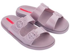 Klapki basenowe damskie Ipanema Follow Fem. Czerwone klapki damskie Ipanema, bez wzorów, z gumy, bez obcasa, na płaskiej podeszwie. Za 221.00 zł.