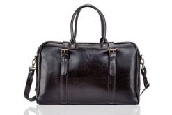 Skórzana torba męska podróżna, weekendowa Solier ciemnobrązowa SL16. Brązowe torby podróżne męskie Solier, bez wzorów, ze skóry. Za 699.99 zł.