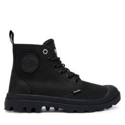 Trapery Palladium. Czarne trapery damskie Palladium, bez obcasa. Za 579.99 zł.