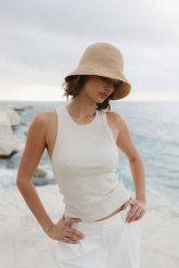 TOP GWEN PIASKOWY L - Flawless. Topy damskie Flawless, na lato, l, bez wzorów, z bawełny, bez ramiączek. Za 297.00 zł.