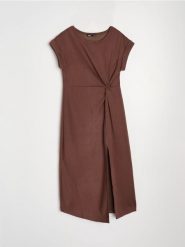 Sukienka midi z ozdobnym marszczeniem z domieszką wiskozy - brązowy. Brązowe sukienki damskie Sinsay, l, bez wzorów, z wiskozy, bez kołnierzyka, bez ramiączek, midi. Za 49.99 zł.