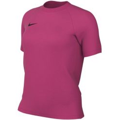 Koszulka damska Nike Dri-Fit Park VIII. Czerwone t-shirty damskie Nike, bez wzorów, z materiału, bez kołnierzyka. Za 66.99 zł.