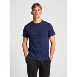 Koszulka Hummel Red Heavy. Niebieskie t-shirty sportowe męskie HUMMEL, m, bez ramiączek, do piłki ręcznej. W wyprzedaży za 67.60 zł.