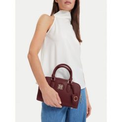 Torebka Nine West. Czerwone torebki klasyczne damskie Nine West, bez wzorów, bez dodatków. Za 229.99 zł.