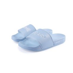 Odzież domowa Klapki unisex SUN – jasnoniebieskie. Niebieskia klapki damskie HOME DELUXE, z materiału. Za 122.00 zł.