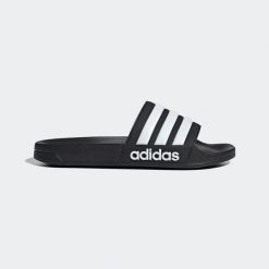 Klapki męskie basenowe Adidas ADILETTE. Białe klapki i japonki męskie Adidas, z materiału. Za 119.00 zł.