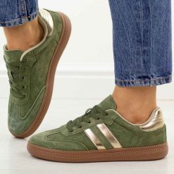 Khaki skórzane półbuty damskie Sergio Leone Sp106. Brązowe półbuty damskie Sergio Leone, bez wzorów, z jeansu, casualowe, z okrągłym noskiem, bez obcasa, na płaskiej podeszwie. Za 209.00 zł.