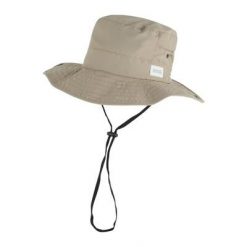 Czapka turystyczna unisex II. Brązowe czapki męskie Regatta, bez wzorów, z poliamidu, sportowe. W wyprzedaży za 137.30 zł.