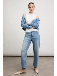Blue Fire Dżinsy "Kaia" - Curved fit - w kolorze błękitnym rozmiar: W31/L27. Niebieskie jeansy damskie Blue Fire. Za 183.45 zł.