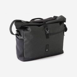 Torba na ramię rowerowa Btwin 20 l odblaskowa. Szare torby na laptopa damskie Decathlon, bez wzorów, z materiału. Za 319.99 zł.