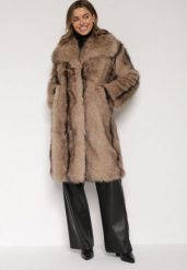 Brązowy Płaszcz Futro z Szerokim Kołnierzem i Kieszeniami Ezinda. Brązowe płaszcze damskie Born2be, l, bez wzorów, z futra, biznesowe. Za 339.99 zł.