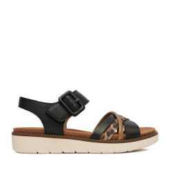 Sandały Remonte. Czarne sandały damskie Remonte, bez wzorów, bez obcasa, na płaskiej podeszwie. Za 359.99 zł.