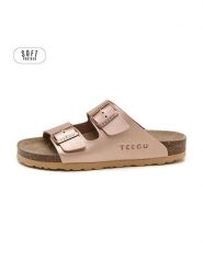 Teegu Klapki w kolorze różowozłotym rozmiar: 38. Różowe klapki damskie teegu, bez wzorów, bez obcasa. Za 121.99 zł.