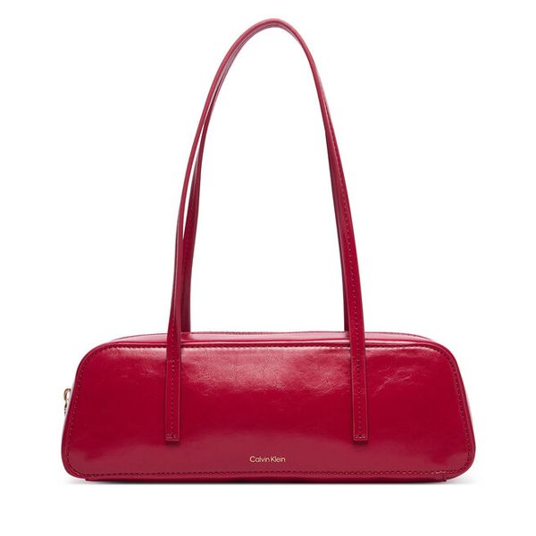 Torebka Calvin Klein. Czerwone torebki klasyczne damskie CALVIN KLEIN, bez wzorów, bez dodatków. Za 489.99 zł.