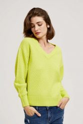 Sweter z dekoltem w serek limonkowy. Swetry klasyczne damskie MOODO, m, bez kołnierzyka. W wyprzedaży za 64.99 zł.