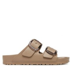 Klapki Birkenstock. Brązowe klapki damskie Birkenstock, bez wzorów, bez obcasa. Za 239.99 zł.