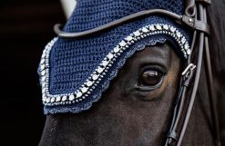 Czapka dla konia Kentucky Wellington big stone & pearl. Niebieskie czapki męskie KENTUCKY HORSEWEAR, bez wzorów. Za 459.00 zł.