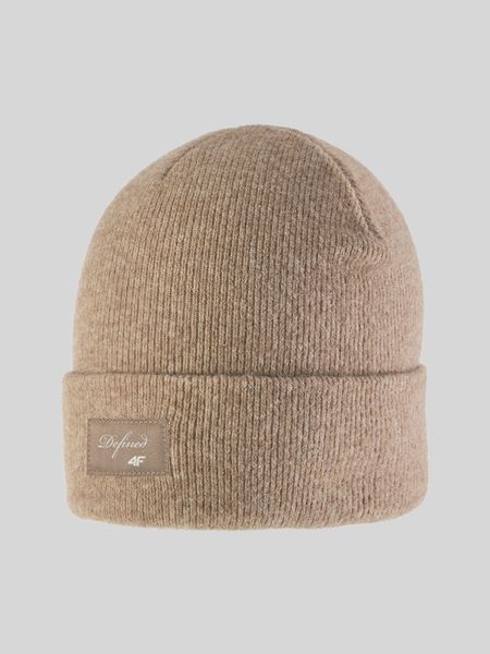4F Czapka zimowa damska - beżowa Uniwersalny. Brązowe czapki zimowe damskie 4f, z dzianiny. Za 49.99 zł.