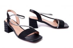 ARTIKER RELAKS 54C1108 czarny, sandały damskie. Czarne sandały damskie Artiker Relaks, bez wzorów, ze skóry, bez obcasa, na obcasie. Za 137.94 zł.