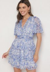 Niebieska Sukienka z Falbanami i Abstrakcyjnym Wzorem Rinasea. Niebieskie sukienki damskie Born2be, na co dzień, l, bez wzorów, z jeansu, eleganckie, bez kołnierzyka, bez ramiączek, mini. Za 139.99 zł.