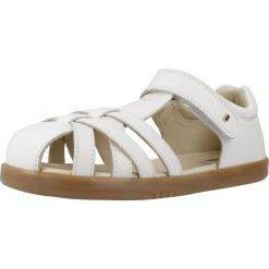 Sandały BOBUX CROSS JUMP Biały. Białe sandały damskie Bobux, bez wzorów, ze skóry, bez obcasa. Za 333.99 zł.