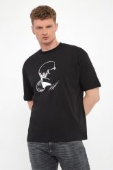 T-shirt męski z haftem KARL LAGERFELD. T-shirty męskie Karl Lagerfeld, m, bez wzorów, bez kołnierzyka. Za 399.00 zł.