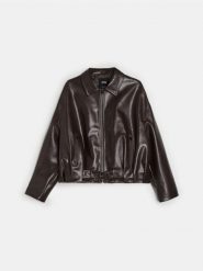 Kurtka bomber z kołnierzykiem z imitacji skóry - brązowy. Brązowe kurtki damskie Sinsay, l, bez wzorów, ze skóry, bez kaptura. Za 99.99 zł.